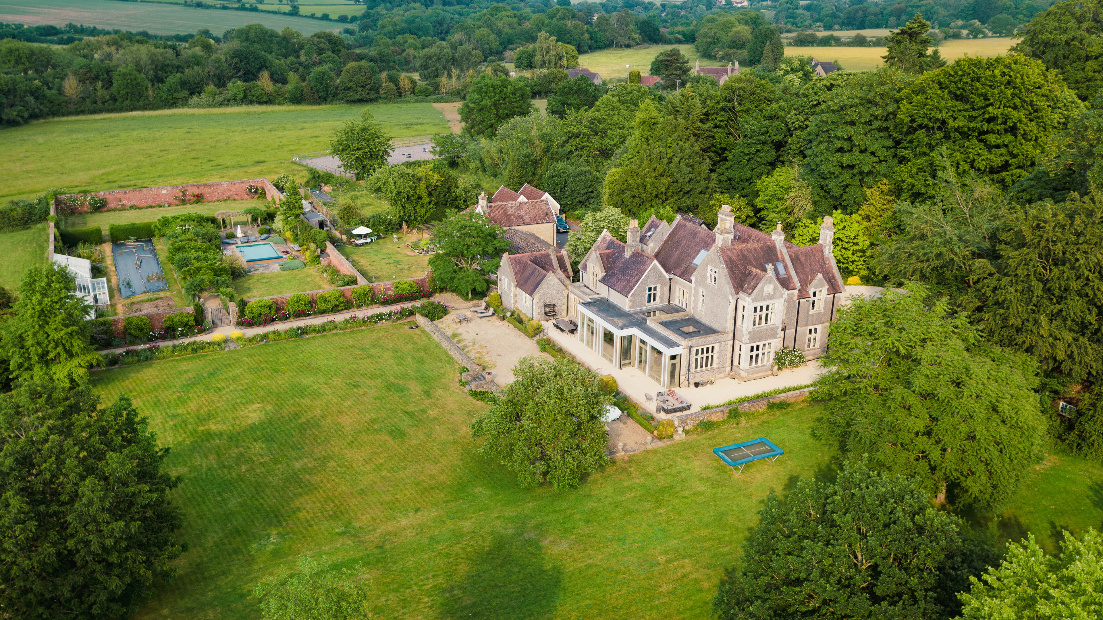 Somerleaze House, the whole estate from above